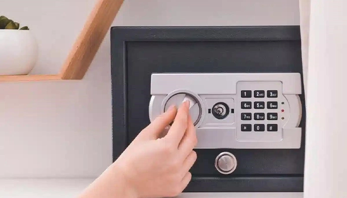 منبع تغذیه گاوصندوق